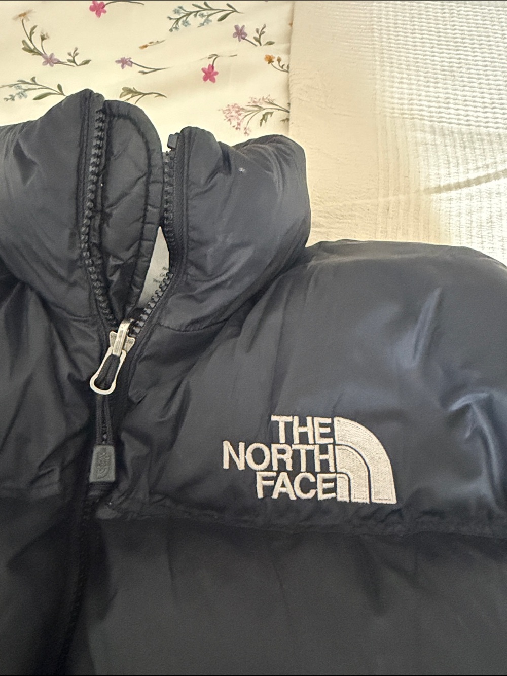 Women’s The North Face Black Quilted Down Vest - Picture 5 of 8